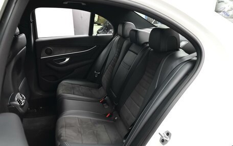 Mercedes-Benz E-Класс, 2020 год, 3 999 000 рублей, 9 фотография