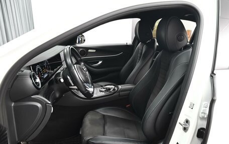 Mercedes-Benz E-Класс, 2020 год, 3 999 000 рублей, 10 фотография