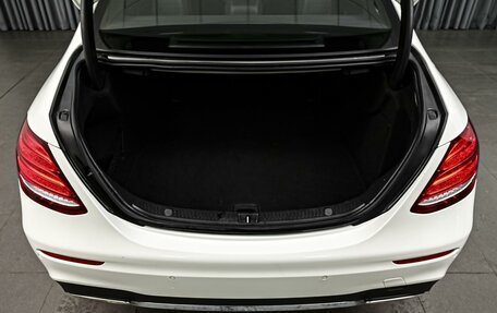 Mercedes-Benz E-Класс, 2020 год, 3 999 000 рублей, 25 фотография