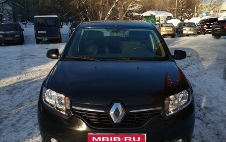 Renault Sandero II рестайлинг, 2014 год, 750 000 рублей, 1 фотография