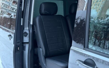 Volkswagen Caravelle T6 рестайлинг, 2017 год, 3 500 000 рублей, 12 фотография