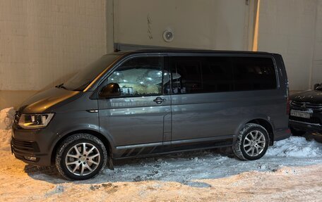 Volkswagen Caravelle T6 рестайлинг, 2017 год, 3 500 000 рублей, 5 фотография