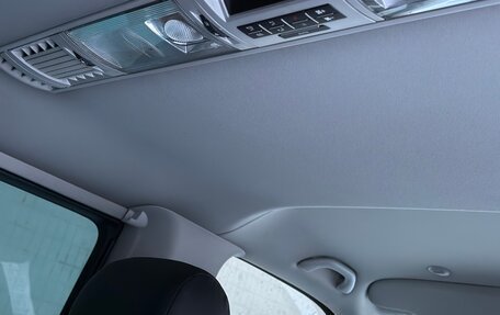 Volkswagen Caravelle T6 рестайлинг, 2017 год, 3 500 000 рублей, 14 фотография