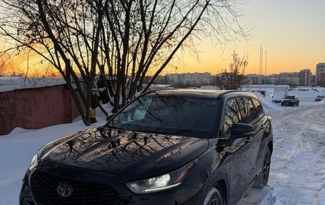 Toyota Highlander, 2022 год, 4 600 000 рублей, 1 фотография