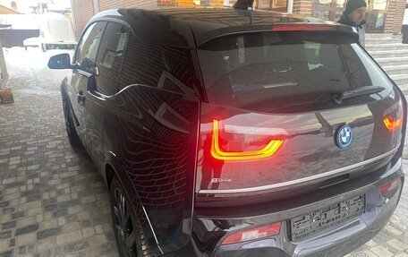 BMW i3 I01 рестайлинг, 2017 год, 2 300 000 рублей, 6 фотография