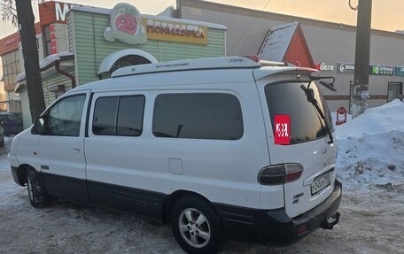 Hyundai Starex I рестайлинг, 2006 год, 670 000 рублей, 3 фотография