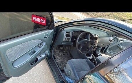 Toyota Avensis III рестайлинг, 2001 год, 375 000 рублей, 5 фотография