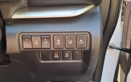 Mitsubishi Eclipse Cross, 2018 год, 1 850 000 рублей, 10 фотография