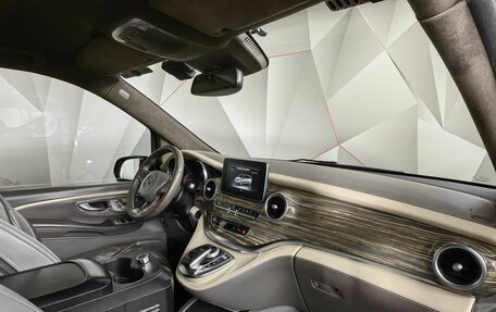 Mercedes-Benz V-Класс, 2018 год, 6 500 000 рублей, 12 фотография