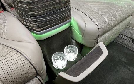 Mercedes-Benz V-Класс, 2018 год, 6 500 000 рублей, 20 фотография