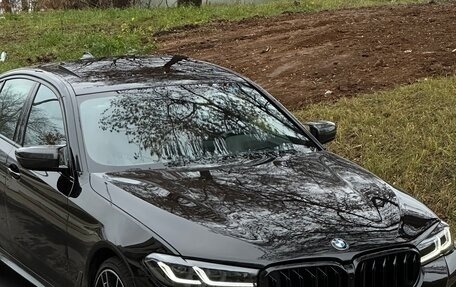 BMW 5 серия, 2020 год, 5 300 000 рублей, 2 фотография