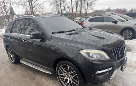Mercedes-Benz M-Класс, 2012 год, 2 245 000 рублей, 2 фотография