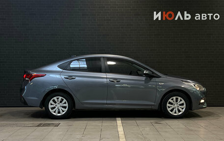 Hyundai Solaris II рестайлинг, 2018 год, 994 000 рублей, 4 фотография