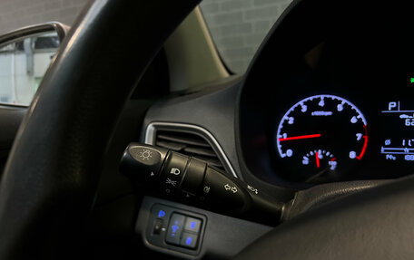 Hyundai Solaris II рестайлинг, 2018 год, 994 000 рублей, 18 фотография