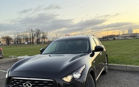 Infiniti FX II, 2008 год, 1 700 000 рублей, 8 фотография