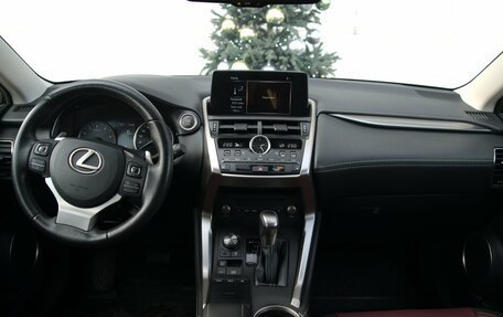 Lexus NX I, 2018 год, 3 800 000 рублей, 10 фотография