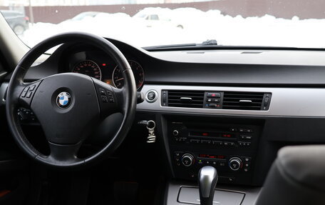 BMW 3 серия, 2007 год, 980 000 рублей, 13 фотография
