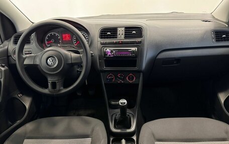 Volkswagen Polo VI (EU Market), 2012 год, 845 000 рублей, 16 фотография