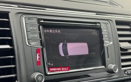 Volkswagen Caravelle T6 рестайлинг, 2019 год, 4 899 123 рублей, 10 фотография