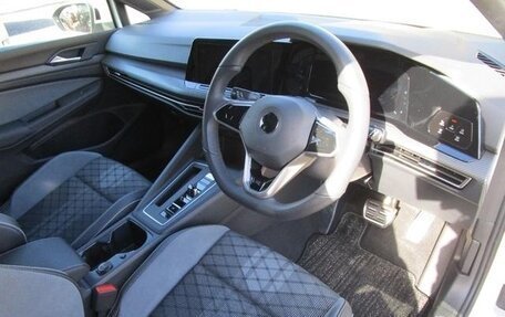 Volkswagen Golf VIII, 2021 год, 1 805 810 рублей, 17 фотография