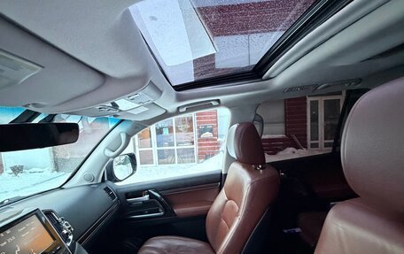 Toyota Land Cruiser 200, 2015 год, 4 850 000 рублей, 18 фотография