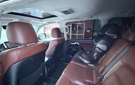 Toyota Land Cruiser 200, 2015 год, 4 850 000 рублей, 19 фотография