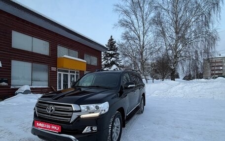 Toyota Land Cruiser 200, 2015 год, 4 850 000 рублей, 6 фотография
