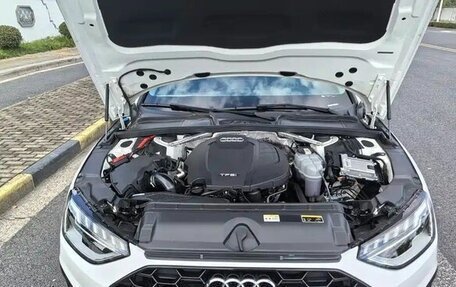 Audi A4, 2021 год, 1 999 000 рублей, 10 фотография