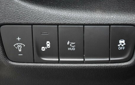 Hyundai Kona I, 2019 год, 2 099 000 рублей, 19 фотография