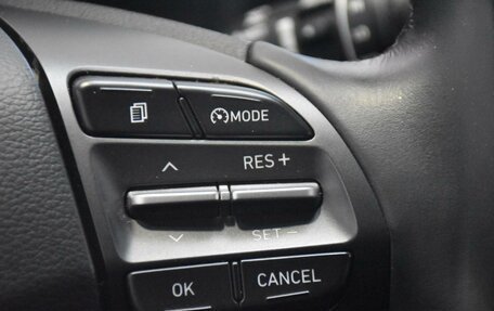 Hyundai Kona I, 2019 год, 2 099 000 рублей, 26 фотография