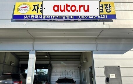 MINI Clubman, 2023 год, 1 982 800 рублей, 12 фотография