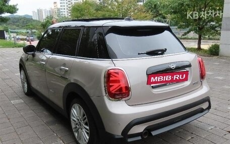 MINI Hatch, 2022 год, 1 800 400 рублей, 4 фотография