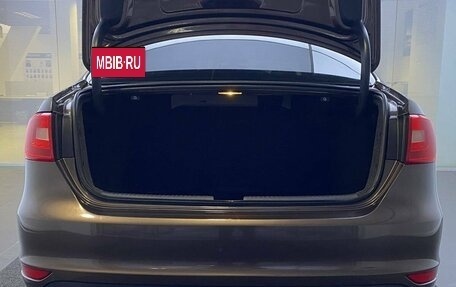 Volkswagen Jetta VI, 2013 год, 799 000 рублей, 10 фотография