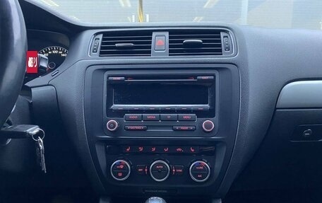 Volkswagen Jetta VI, 2013 год, 799 000 рублей, 15 фотография