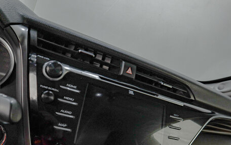 Toyota Camry, 2019 год, 3 359 000 рублей, 13 фотография