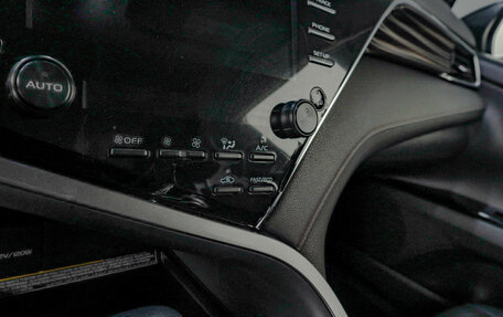 Toyota Camry, 2019 год, 3 359 000 рублей, 14 фотография