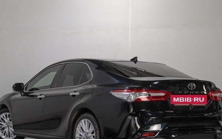 Toyota Camry, 2019 год, 3 359 000 рублей, 5 фотография