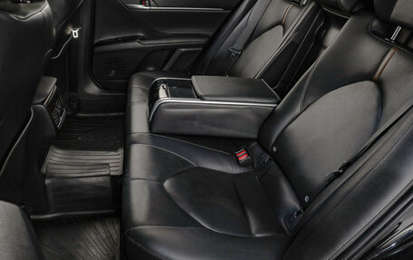 Toyota Camry, 2019 год, 3 359 000 рублей, 19 фотография