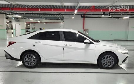 Hyundai Avante, 2024 год, 1 864 400 рублей, 8 фотография