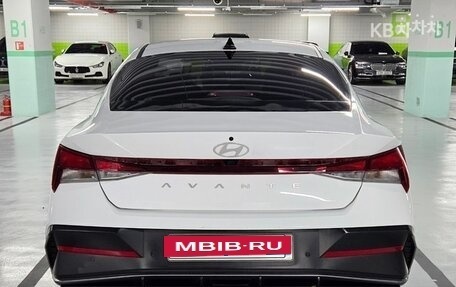 Hyundai Avante, 2024 год, 1 864 400 рублей, 4 фотография