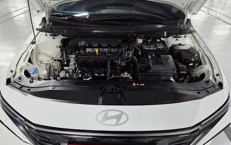 Hyundai Avante, 2024 год, 1 864 400 рублей, 9 фотография