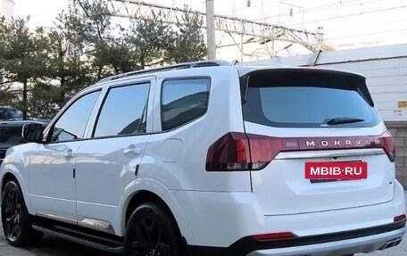 KIA Mohave I, 2024 год, 7 200 000 рублей, 3 фотография