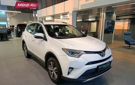 Toyota RAV4, 2015 год, 2 150 000 рублей, 3 фотография