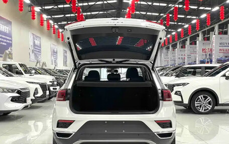 Volkswagen T-Roc I, 2021 год, 1 300 000 рублей, 6 фотография