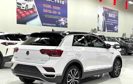 Volkswagen T-Roc I, 2021 год, 1 300 000 рублей, 7 фотография