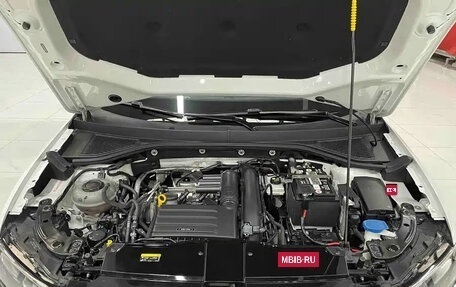 Volkswagen T-Roc I, 2021 год, 1 300 000 рублей, 8 фотография