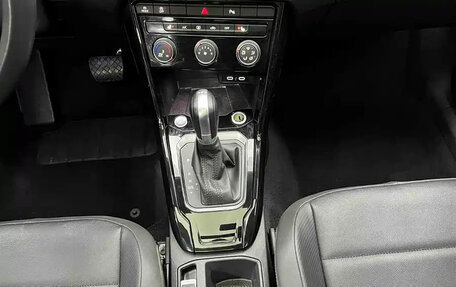 Volkswagen T-Roc I, 2022 год, 1 295 000 рублей, 10 фотография