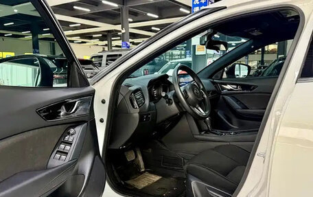 Mazda CX-4, 2022 год, 2 289 810 рублей, 8 фотография