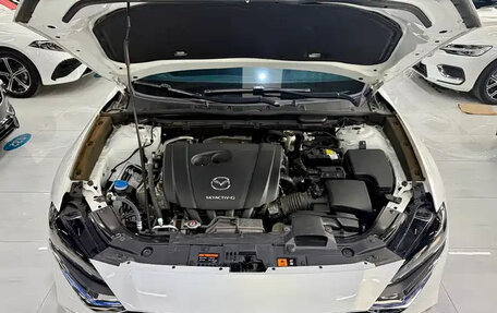 Mazda CX-4, 2022 год, 2 289 810 рублей, 11 фотография