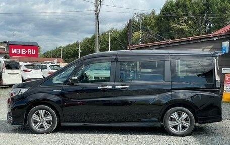 Honda Stepwgn IV, 2019 год, 1 680 000 рублей, 3 фотография